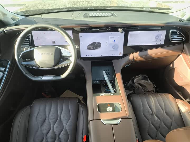 Фото 10 - Exeed VX