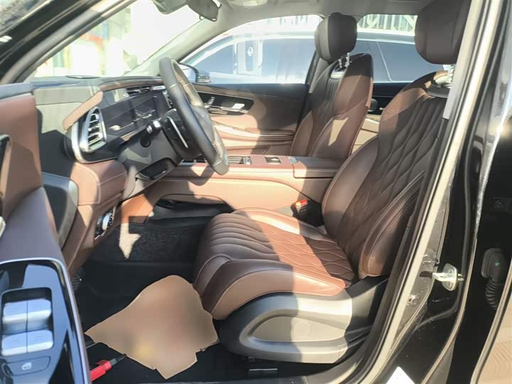 Фото 15 - Exeed VX