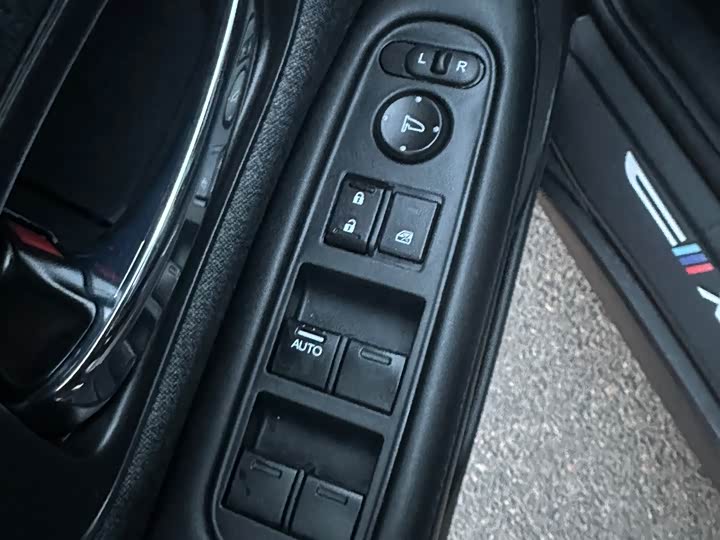 Фото 11 - Honda XR-V