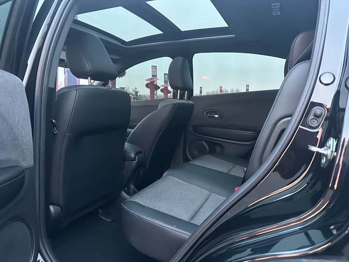 Фото 5 - Honda XR-V