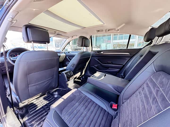 Фото 6 - Volkswagen Magotan