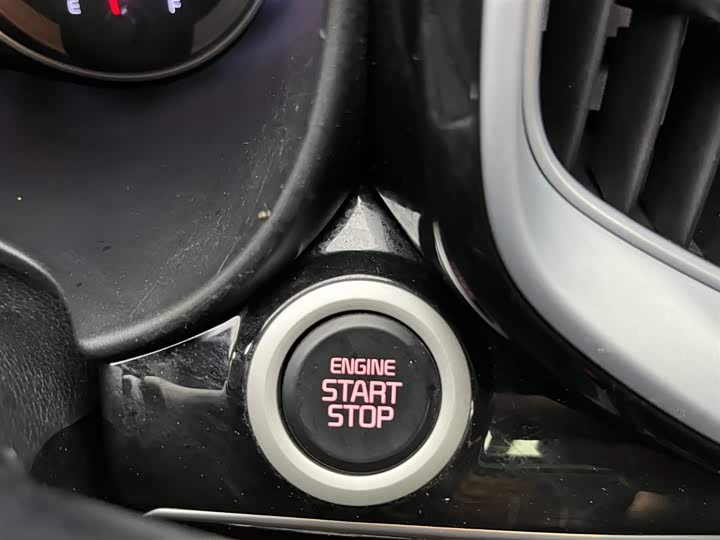 Фото 4 - Kia KX1