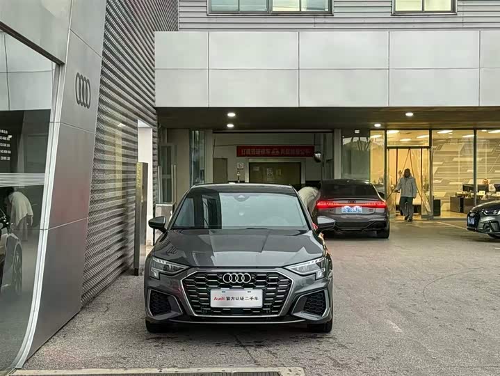 Фото 2 - Audi A3