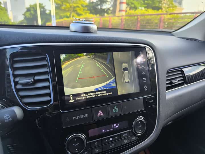 Фото 19 - Mitsubishi Outlander