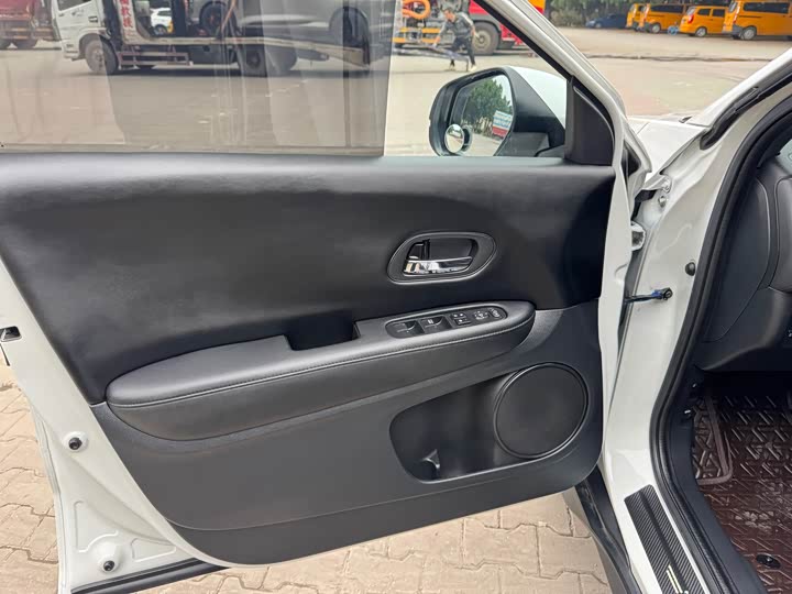 Фото 15 - Honda XR-V