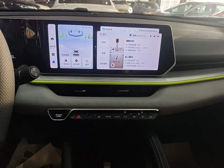 Фото 5 - Geely Coolray