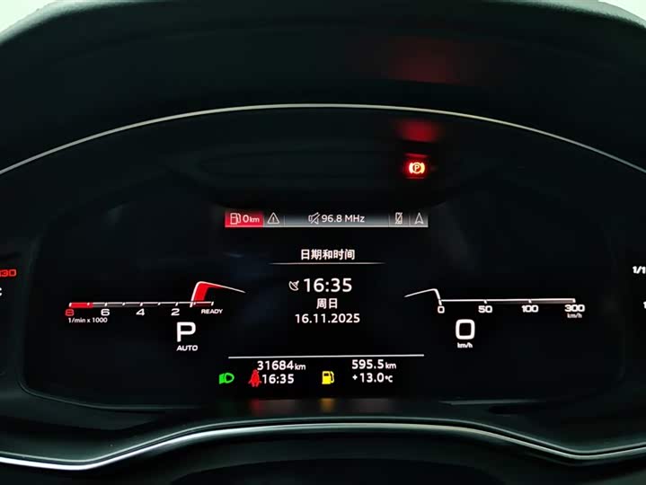 Фото 9 - Audi A6L