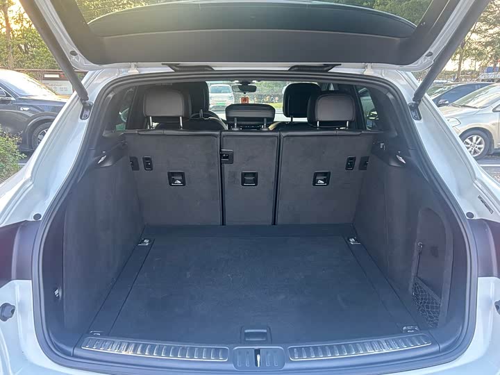 Фото 17 - Porsche Macan