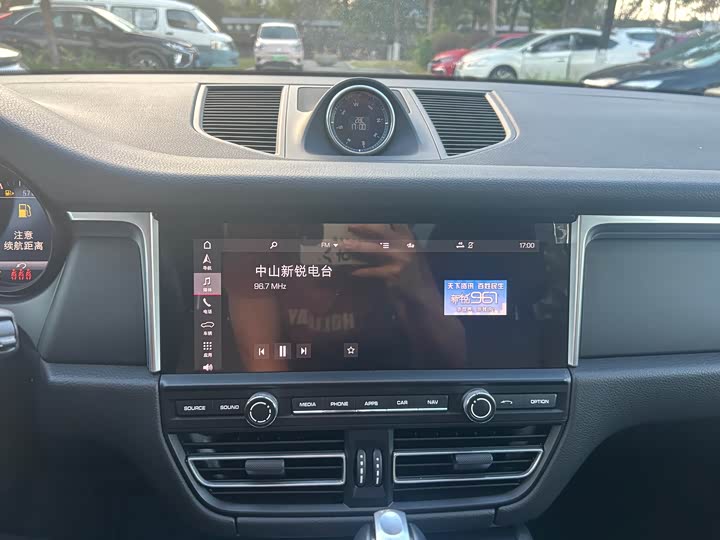 Фото 21 - Porsche Macan