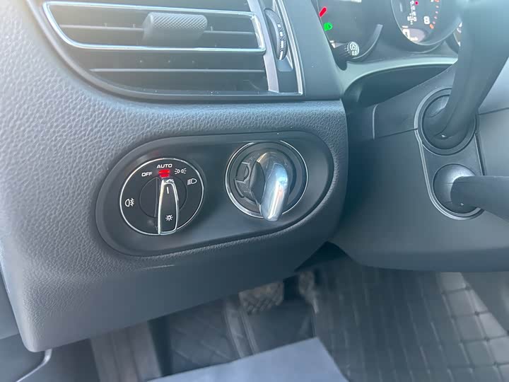 Фото 25 - Porsche Macan