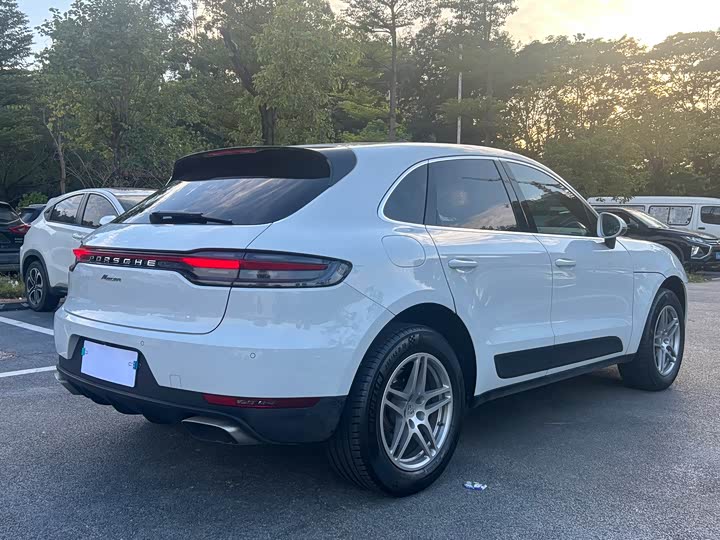 Фото 33 - Porsche Macan