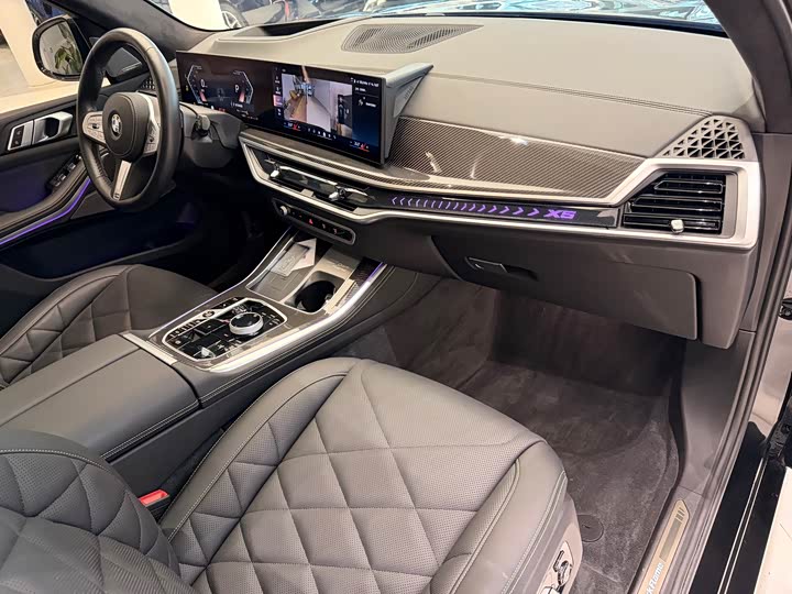 Фото 22 - BMW X5