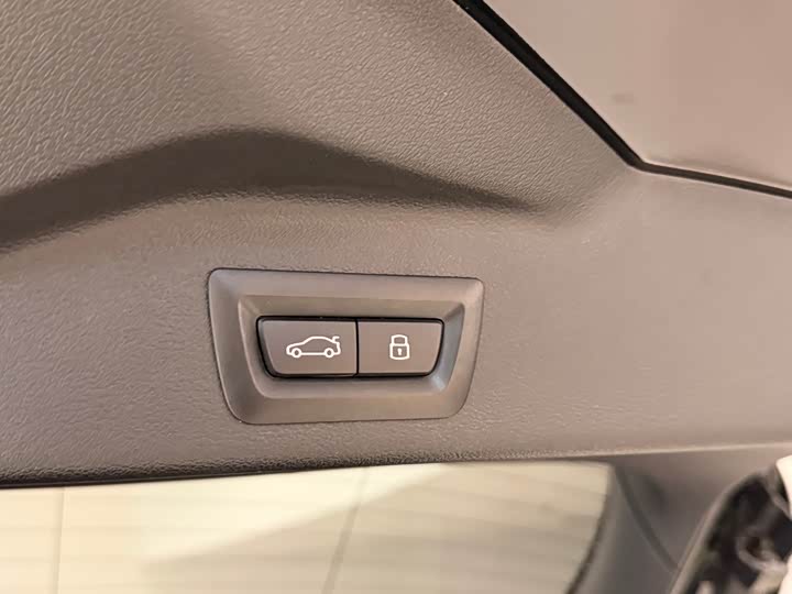 Фото 30 - BMW X5