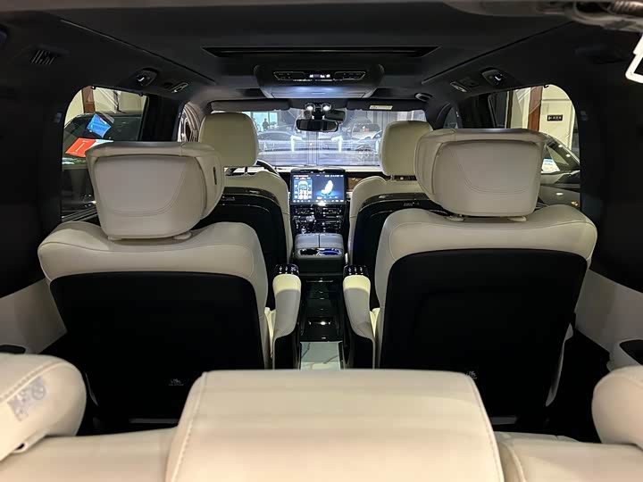 Фото 42 - GAC Trumpchi M8