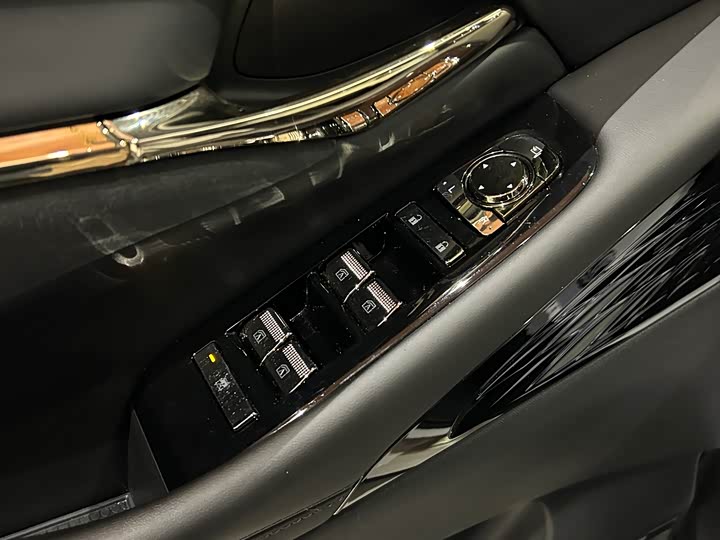 Фото 5 - GAC Trumpchi M8