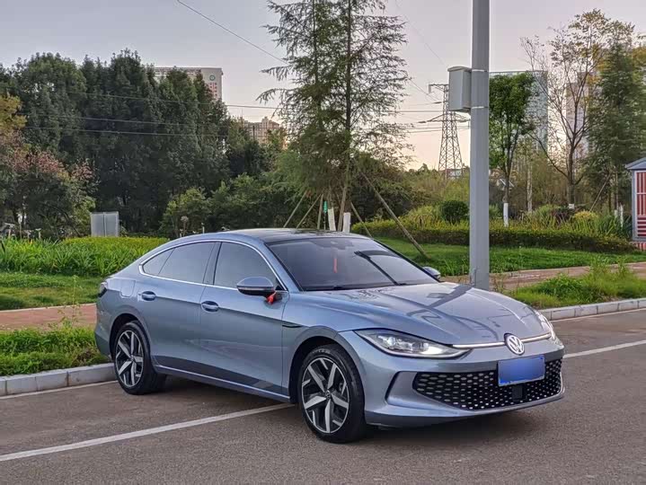 Фото 3 - Volkswagen Lamando L