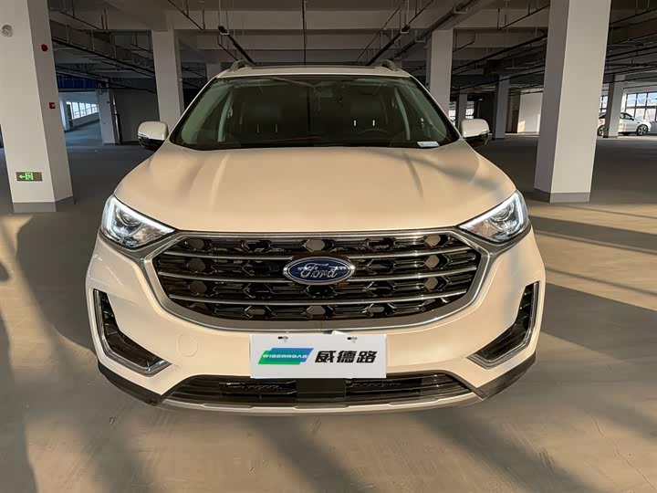 Фото 2 - Ford Edge