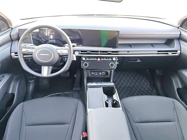 Фото 10 - Hyundai Tucson L