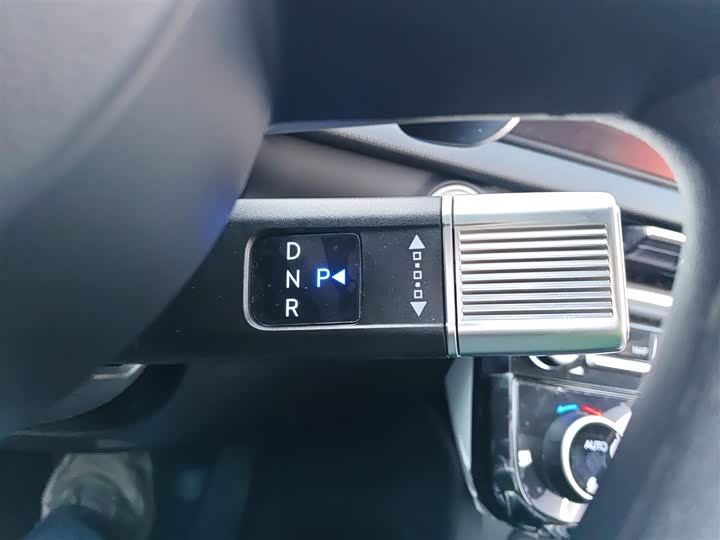 Фото 13 - Hyundai Tucson L