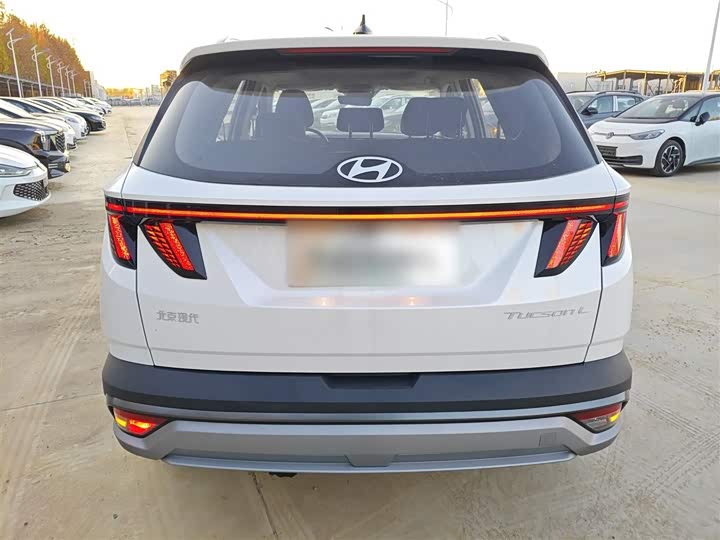 Фото 6 - Hyundai Tucson L