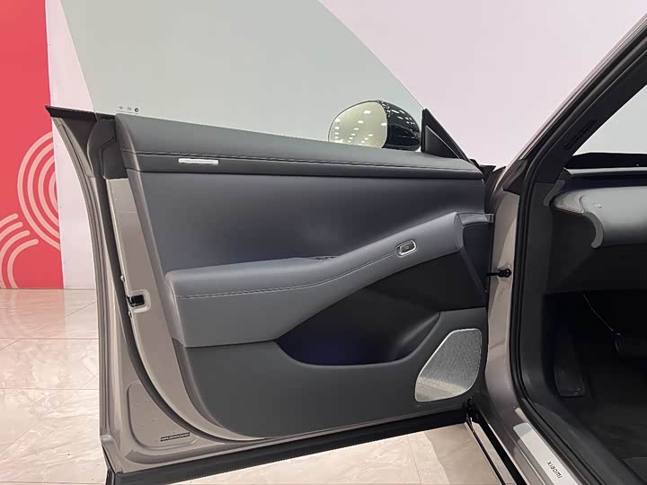 Фото 20 - Xiaomi YU7