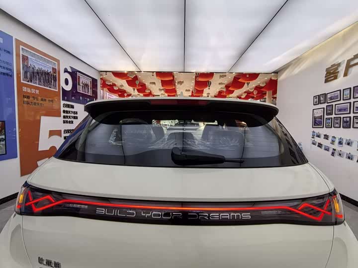 Фото 14 - BYD Dolphin