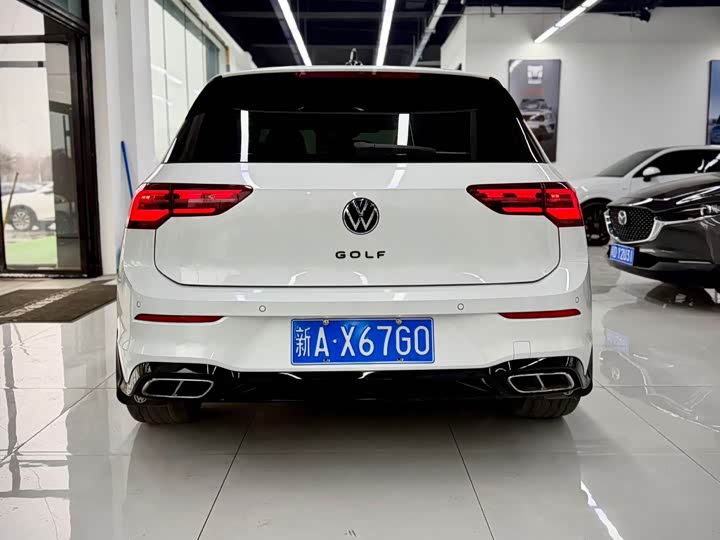 Фото 5 - Volkswagen Golf