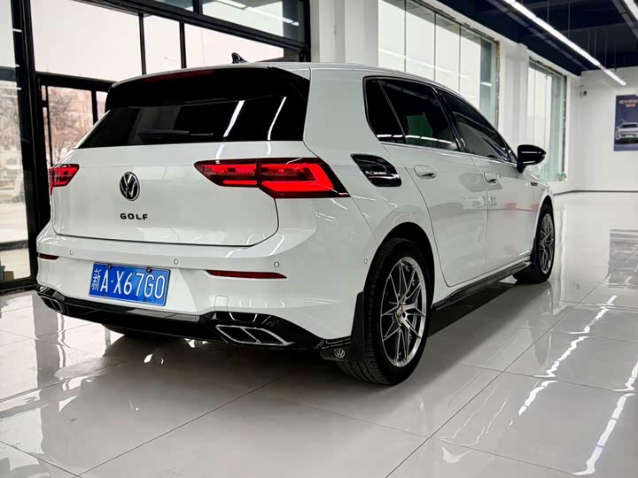 Фото 6 - Volkswagen Golf