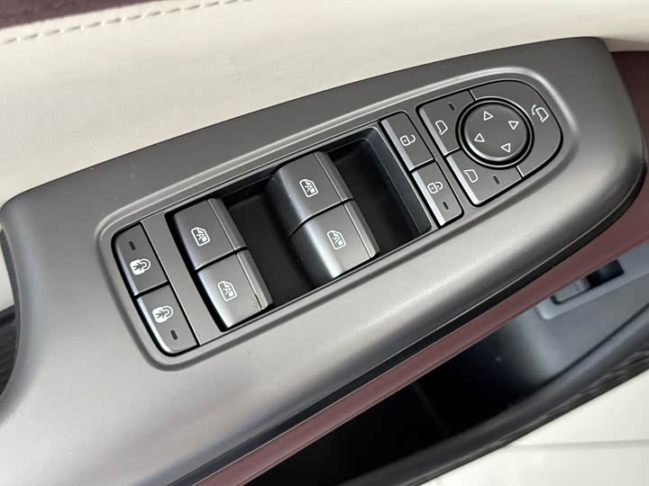 Фото 16 - BYD Seal 07 DM-i Hybrid