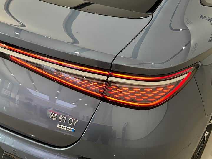 Фото 6 - BYD Seal 07 DM-i Hybrid