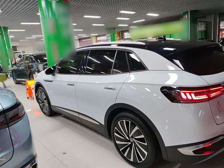 Фото 5 - Volkswagen ID.4 X