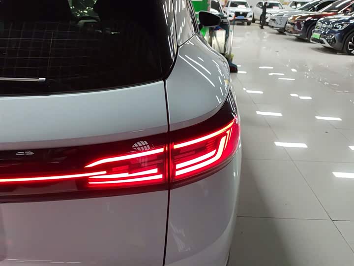 Фото 8 - Volkswagen ID.4 X