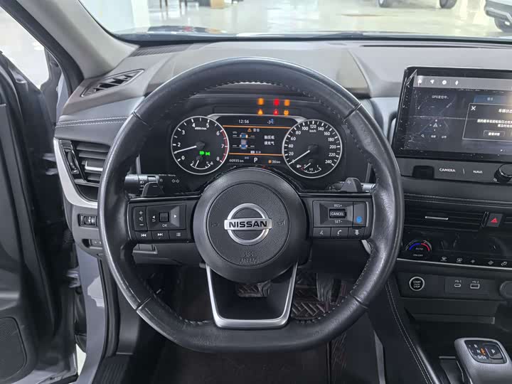 Фото 12 - Nissan X-Trail