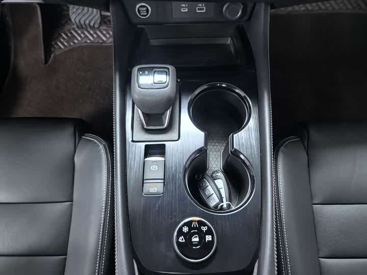 Фото 14 - Nissan X-Trail