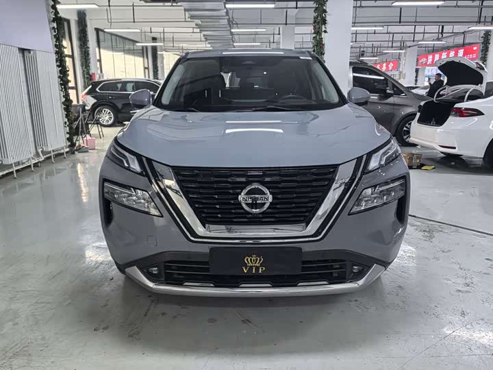 Фото 2 - Nissan X-Trail