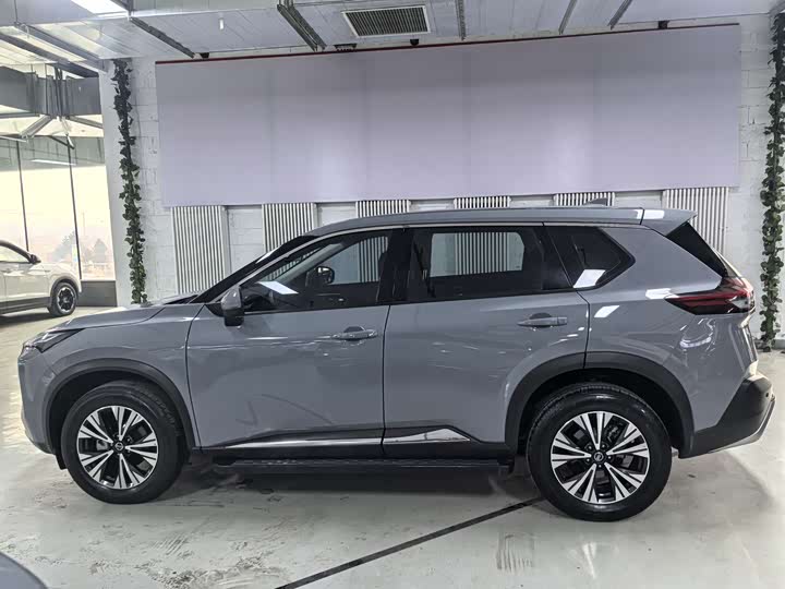 Фото 7 - Nissan X-Trail