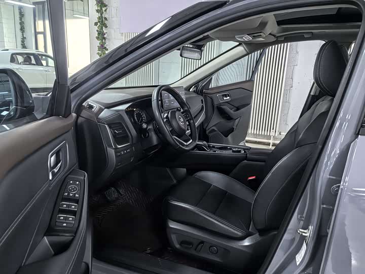 Фото 8 - Nissan X-Trail