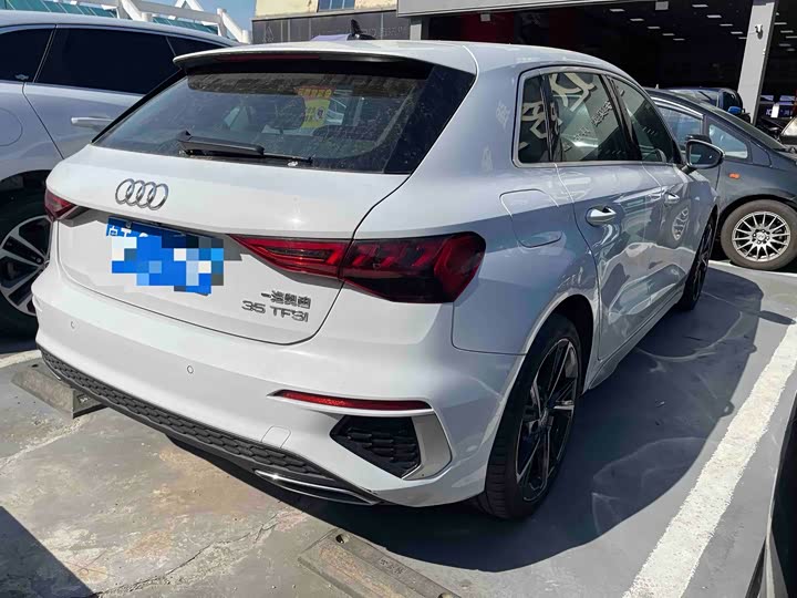 Фото 2 - Audi A3