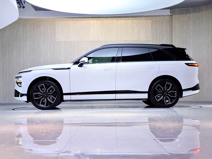 Фото 4 - XPeng G9