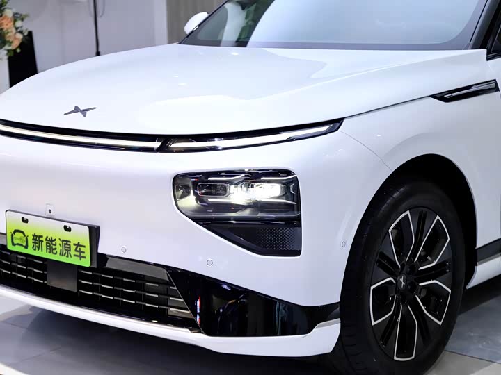 Фото 9 - XPeng G9