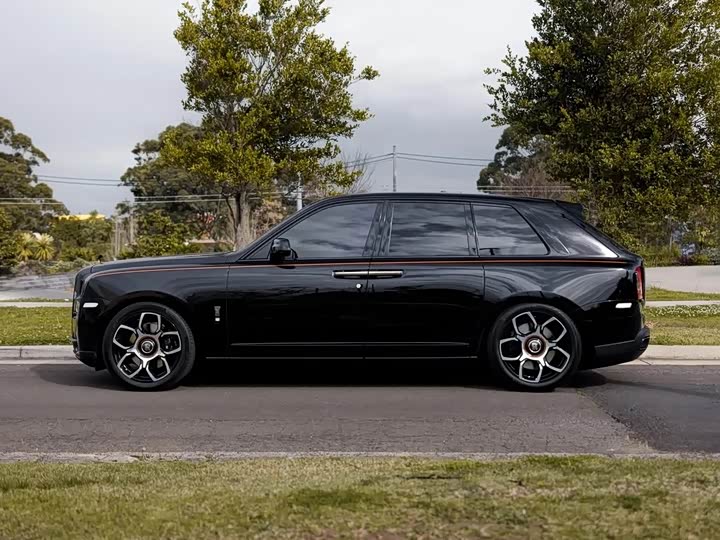 Фото 2 - Rolls-Royce Cullinan