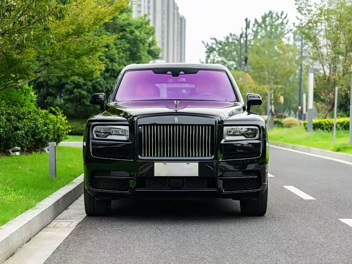 Фото 4 - Rolls-Royce Cullinan