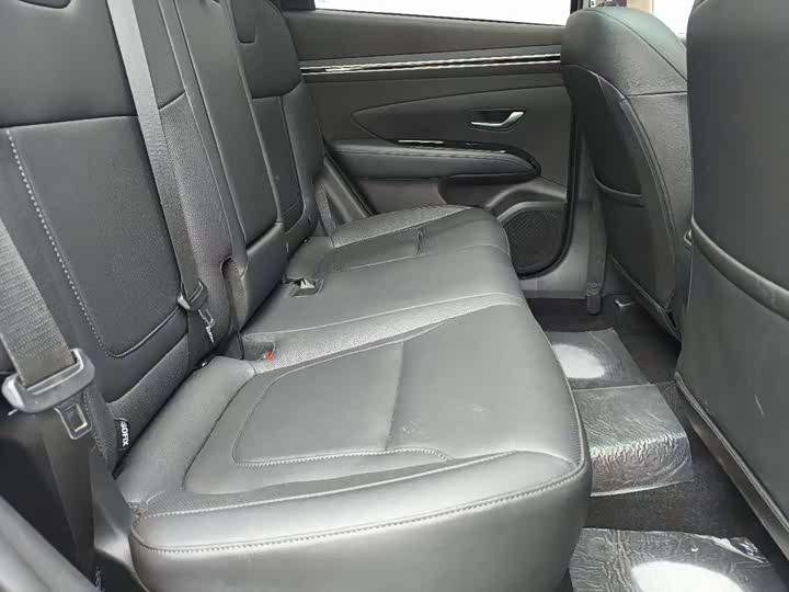 Фото 8 - Hyundai Tucson L