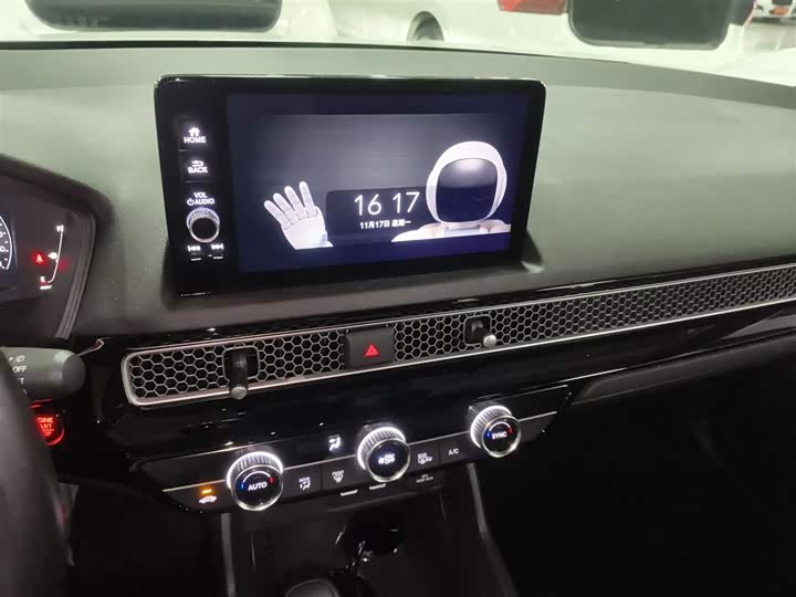 Фото 13 - Honda Civic