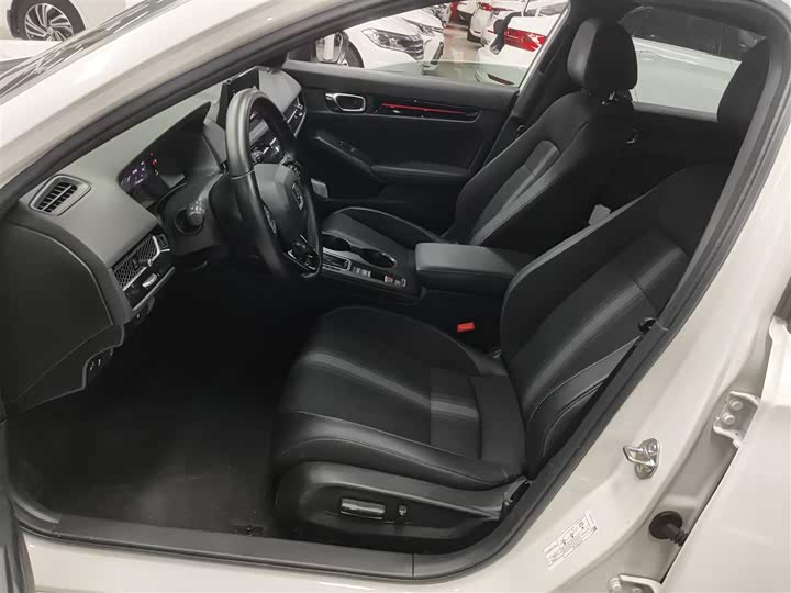 Фото 15 - Honda Civic