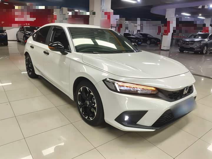 Фото 4 - Honda Civic