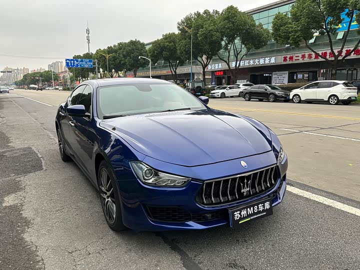 Фото 3 - Maserati Ghibli