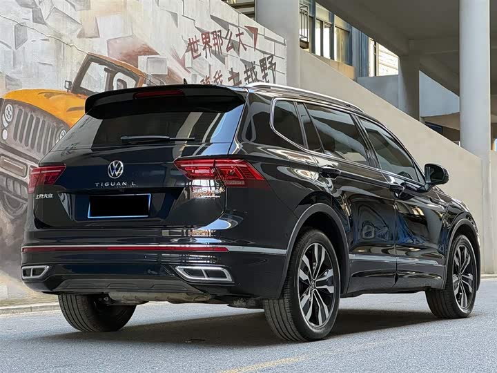 Фото 5 - Volkswagen Tiguan L Pro