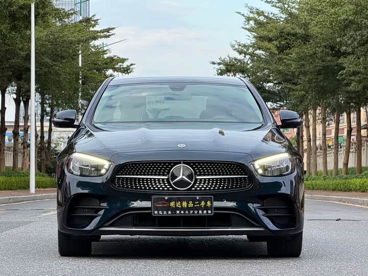 Фото 2 - Mercedes-Benz E-Class