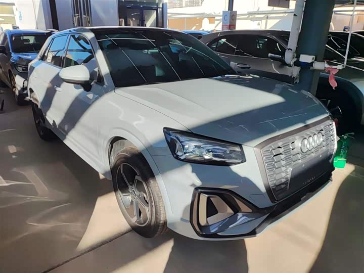 Фото 3 - Audi Q2L e-tron